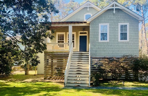 Southern Shores House | Sandpiper Cottage - Welcome to your cozy retreat!