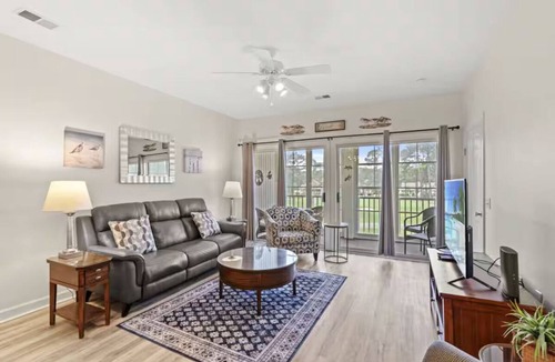 Sea Trail Condo | Sandy Knees Retreat - Steps to Golf and Minutes to Sunset Beach