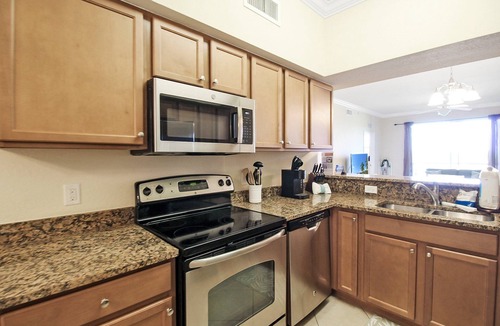 Braden River Condo | Second Floor River Strand Condo Overlooking the Golf Course - Sunny Life