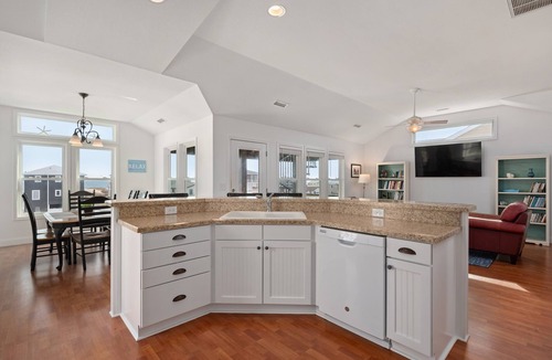 Sea Retreat House | Semi-Oceanfront, Ocean Views! 225ft to Beach! -Pool, Hot Tub,Pool Table,Dogs OK!