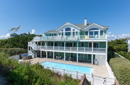 Whalehead Beach House | Seven Suns 428