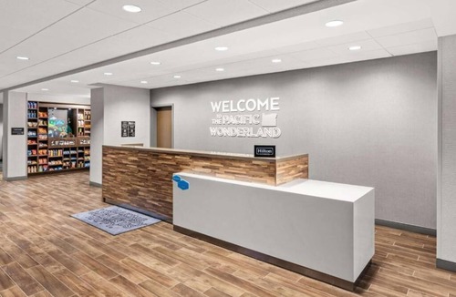 Tigard Hotel | Short Drive to Portland Attractions! Indoor Pool, Free Parking & Breakfast!