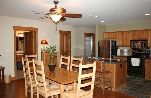 River Run Condo | Ski Keystone! Springs 8900 2 BR/3 BA Corner condo! Steps to Kindred and Gondola!