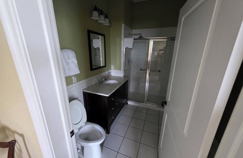 Farmville Cottage | Small efficiency unit near Hampden-Sydney and Longwood