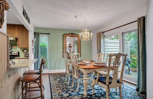 Sea Pines Villa | SNOWBIRDS-#1 HARBOUR TOWN GOLF-NO STAIRS TO ENTER-BEACH GEAR-GASGRILL-2K-1Q-1XLT