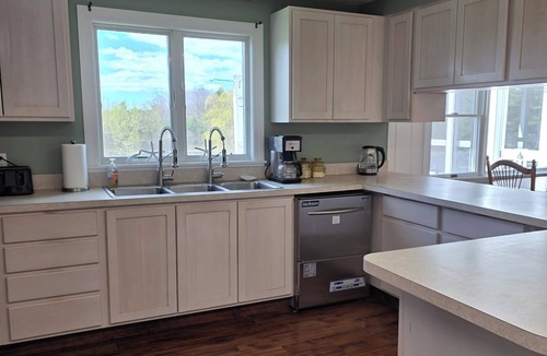 Cushing House | Spacious 10-Bedroom Cushing Homestead - Perfect for Family Gatherings