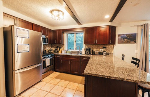 Freeport House | Spacious Freeport Home Near LL Bean, Fire Pit & Bradbury Mountain State Park