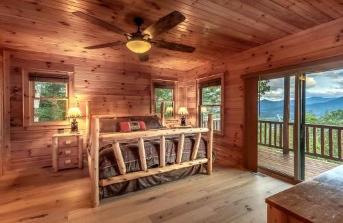 Waynesville House | Spacious Smoky Mountain Cabin with Hot Tub & Game Room near Waynesville, NC