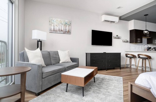 Asheville Apartment | Studio King Suite with Kitchen | 202