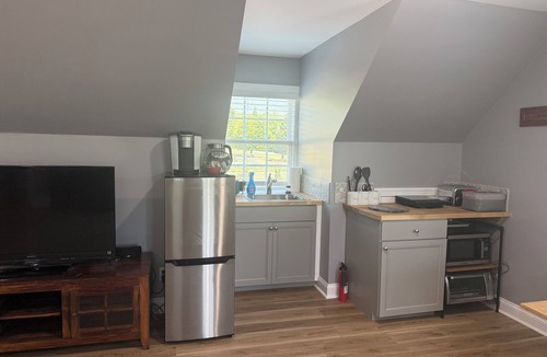 Afton Apartment | Studio with close proximity to the wineries and hiking