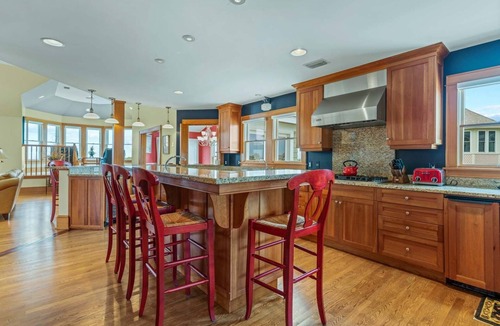 Corolla House | Stunning 6 Bedroom Home w/Private Pool and hot tub. Access to Resort Amenities w/Seasonal Beach Trolley
