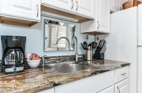 Longboat Key Condo | Stunning -late summer sale 50 ft from sand, Private Island 125 +review