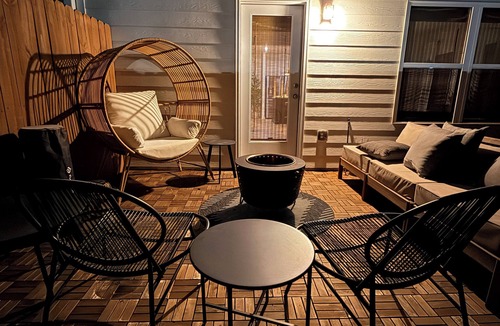 Mableton House | Stylish 3BR Townhome Minutes to Atlanta w/Theater & Work Space