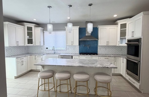 Lyndhurst House | Summer Retreat 5 minutes to MetLife Stadium
