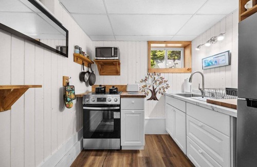 Blue Hill Apartment | Summit Sanctuary – Minutes to Downtown Blue Hill!