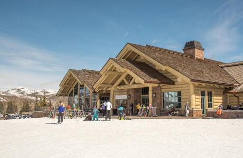 Elkhorn Village House | Sunburst Condo 2786