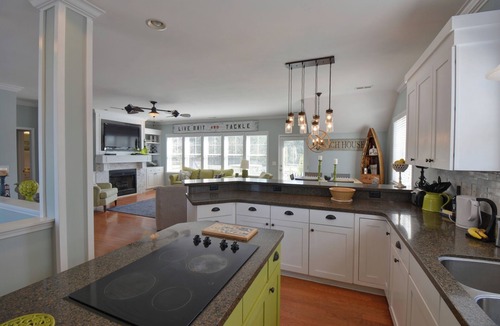Yaupon Beach House | Sunny Side Up - Beautiful OKI beach home on cul-de-sac. Short walk to beach.
