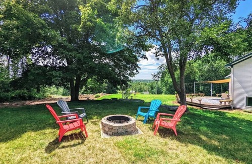 Ellsworth House | Sunset Waterview Cottage w/Fire Pit Near Acadia