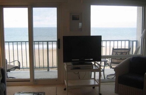 South Rehoboth Apartment | SUPER CLEAN, PERFECT LOCATION, ON THE BEACH, AMAZING VIEW & SUNRISES