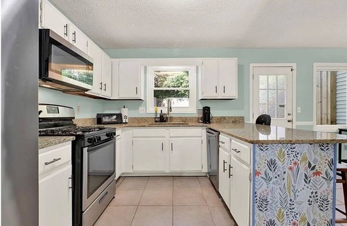 Town Center House | The Sand Wedge Retreat - Monthly Stay - Kennesaw, GA