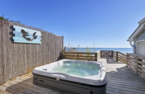 Surf City Cottage | The Turtle's Nest- Oceanfront Cottage - Hot Tub - Dog Friendly