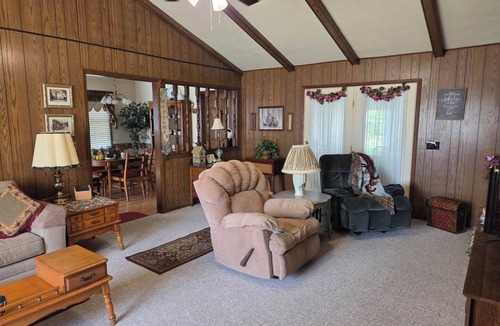 Albertville House | This cozy 3 bed 2 bath house will remind you of a weekend at Grandmother's.