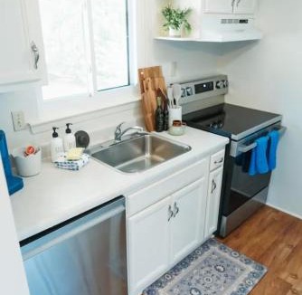 Pinehurst Apartment | Three Little Pines Condo 2BD 2BA with Seasonal Pool Close to Village and Pinehurst Resort