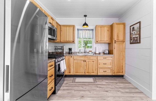 Blue Hill House | Toddy View - NEW! Waterfront Home on Toddy Pond