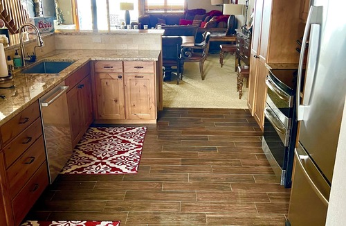 Elkhorn Village Condo | Top Ranked spacious Sunburst Condo Near Bald Mt: 3BR + Loft, Sleeps 10,
