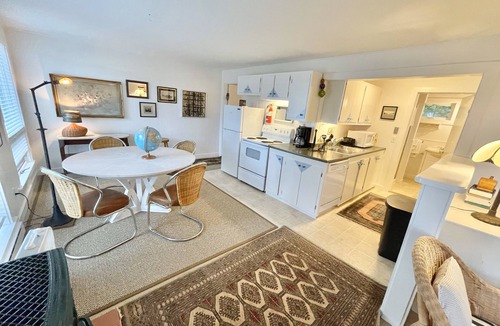 Southwest Harbor Apartment | Topside - Cozy 2BR Unit w/Dockside Views