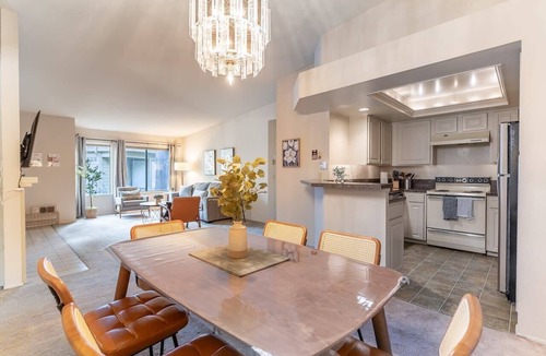Northwest Bellevue Apartment | Tranquil Apt, 2 King Suites, Pet Friendly near DT Bellevue