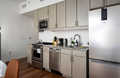 Avondale Apartment | Trendy Studio in Downtown with Private Balcony!