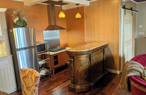Sunnyside House | Two-bedroom Private Suite! Stunning Mt.Hood Views & much more!