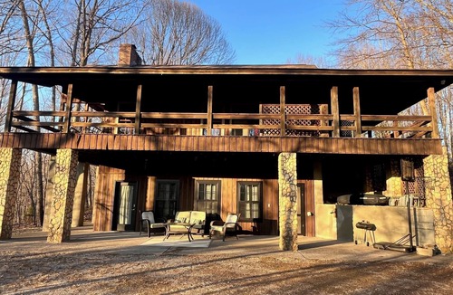 Franklin Cabin | Two Floor Private Cabin