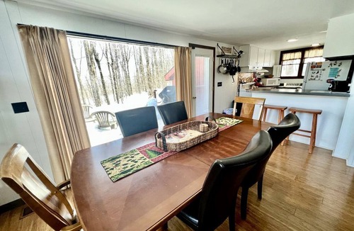 Stratton and Bromley Ski Areas Cabin | Unbelievable Cabin with Amazing Sights and Fire Pit in Winhall, Vermont