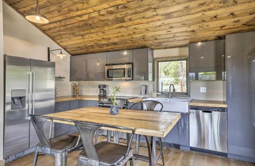 Tabernash House | Updated Cabin w/Hot Tub ~ 11 Mi to Winter Park!