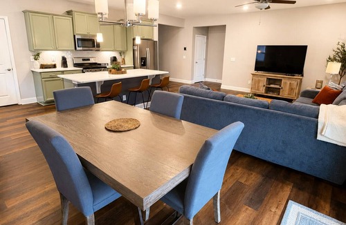 Fuquay-Varina House | Updated Modern Fuquay Home with Gourmet Kitchen & Large Screened Porch