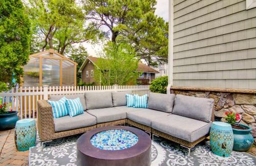 Little Salisbury House | Walk to Beach! Group-Friendly Ocean City Getaway