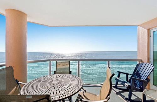 North Myrtle Beach Condo | Warm and inviting 4 bedroom condo in the Cherry Grove area | Laguna Keyes - 1002