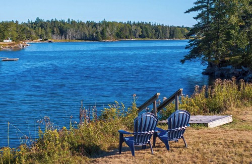 Tremont Cottage | Water front, 2-bedroom cottage in Bass Harbor perfect for a relaxing getaway