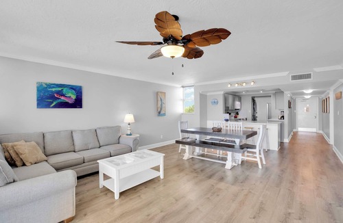 Meadows Condo | Waterfront Dock Pool Key West Near Duval