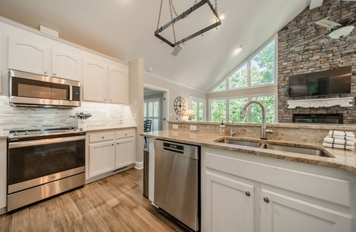 Barium Springs House | Welcome to The Blue Lagoon - Beautiful, Modern 3 Level Home w Pool and Great Amenities!