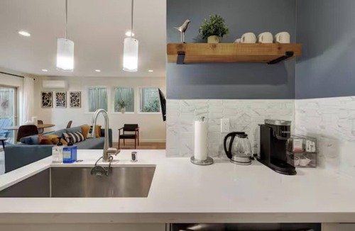 North Admiral House | West Seattle Getaway Near Alki Beach & Water Taxi