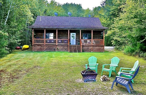 Sullivan Cabin | Your Maine Lake Escape — Waterfront, Peaceful, Pet-Friendly