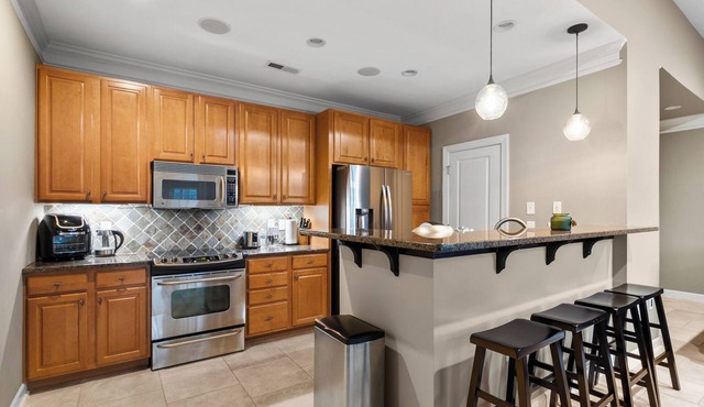 2 Bedroom Condo in Latham Park