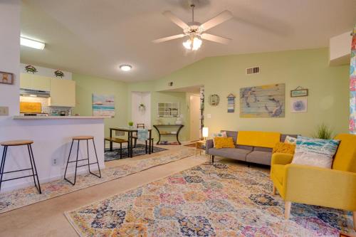 2 Mi to Surfside Beach! Myrtle Beach Condo