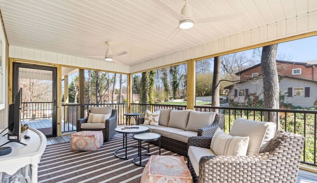 3 Bedroom, High Point Perfect for Furniture Market