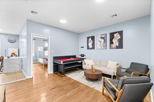 3BD-Pool Table Home near NYC - FREE Parking!