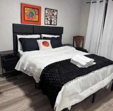3BR Near Philadelphia 2 Car Parking Private Backyard