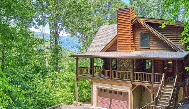 4 Bedroom, 3 Bath in Gated Smoky Mtn. Retreat Community